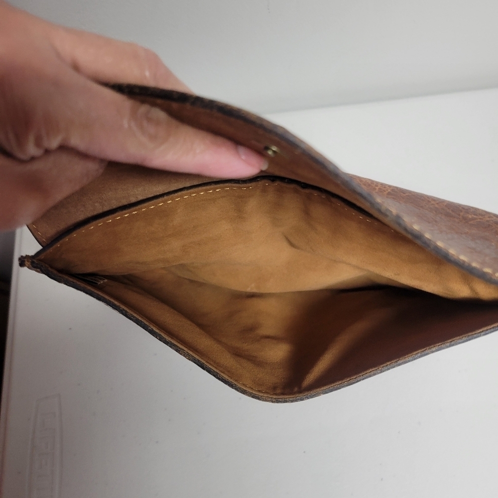 Patricia Nash Brown Leather Wallet Clutch. - Picture 9 of 14